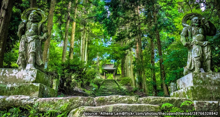 โระกูโกะ แมนแซน Rokugo Manzan Temples