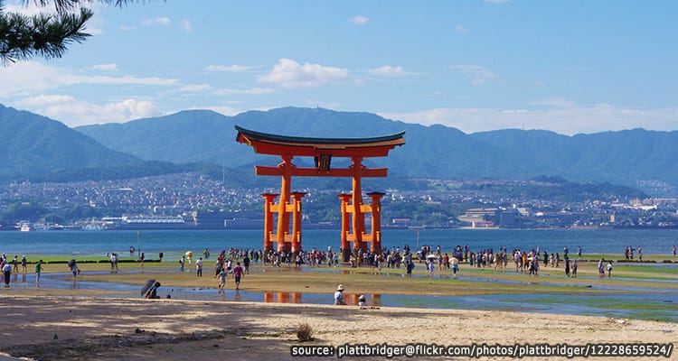 ศาลเจ้าอิสึกุชิมะ Itsukushima Shrine