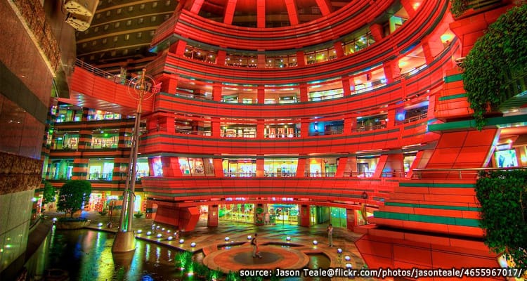 ศูนย์การค้าคาแนลซิตี้ Canal City Hakata