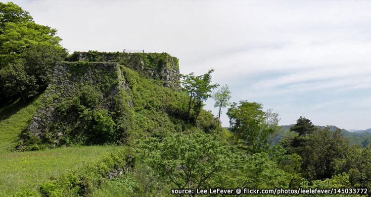 ซากปราสาทซุวาโนะ Tsuwano Castle Ruins