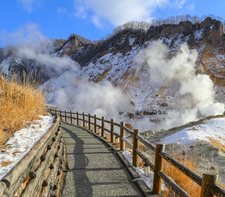 หุบเขานรกจิโงคุดานิ Jigokudani noboribetsu