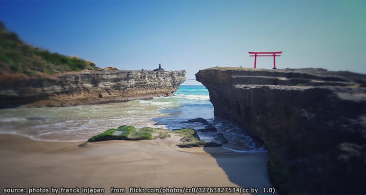 ชายหาดชิราฮามะ Shirahama Beach