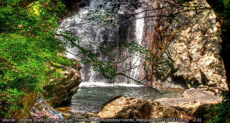 น้ำตกฮิจิ Hiji Waterfall