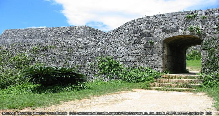 ซากปราสาทซาคิมิ Zakimi Castle Ruins