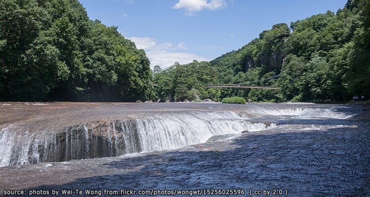 น้ำตก ฟุกิวาเร Fukiware Falls