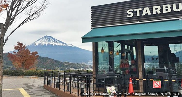 Starbucks สาขา Fujikawa ที่สุดของวิวดีงาม สามารถเห็นภูเขาไฟฟูจิเต็มๆตา