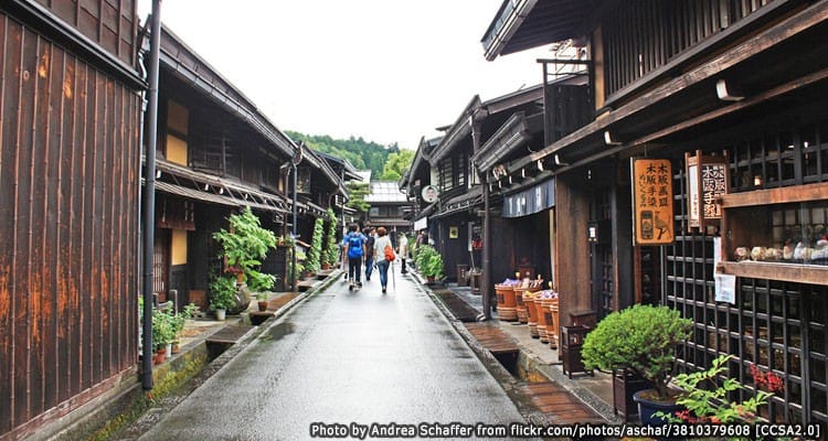 ย่านเมืองเก่าทาคายาม่า ถนนซังมาจิ Takayama Old Town Sanmachisuji