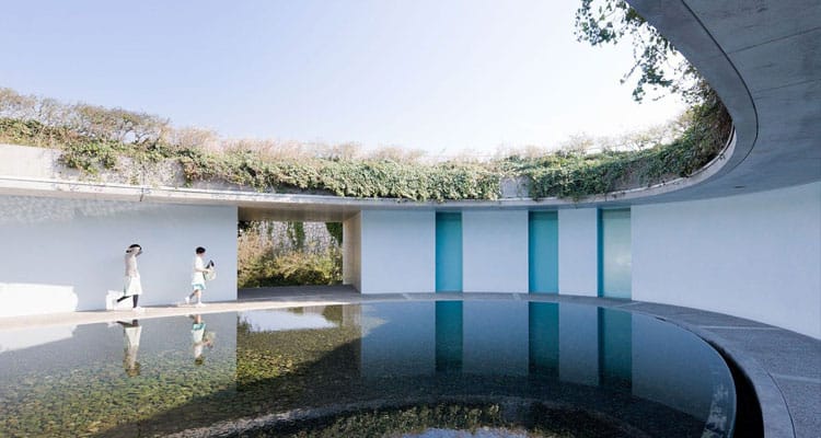 พิพิธภัณฑ์ศิลปะบ้านเบเนส เกาะนาโอชิมะ  – Benesse House Naoshima