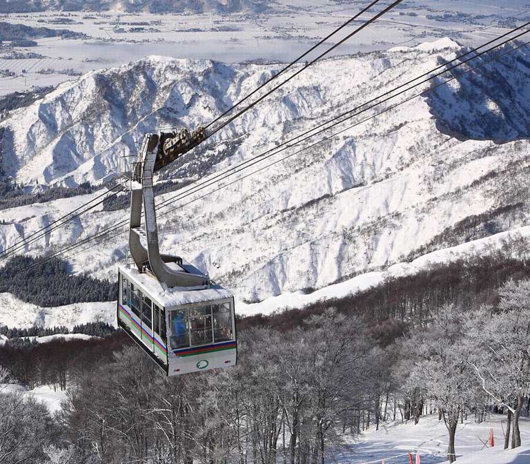 กระเช้าชมวิวลอยฟ้า ภูเขา ฮักไก Mount Hakkai Ropeway Niigata