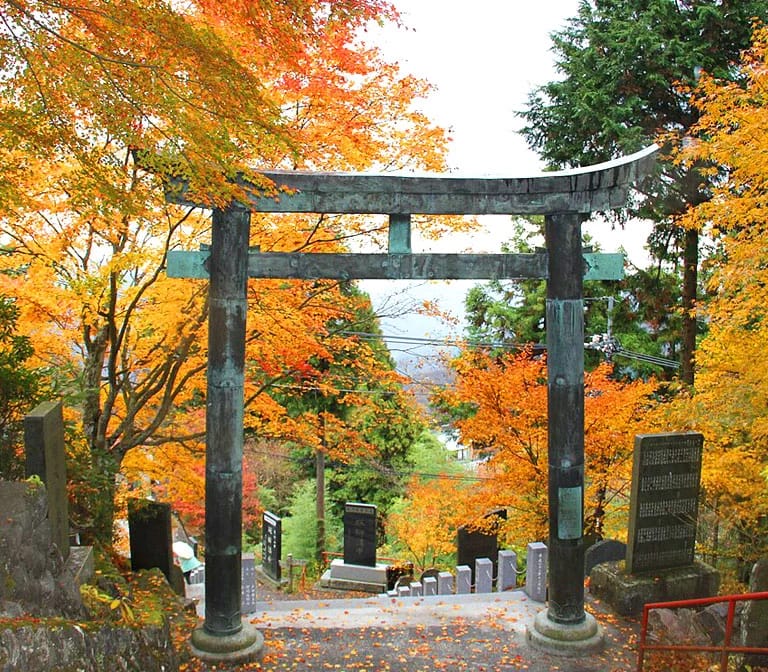 ภูเขามิตาเกะ Mount Mitake