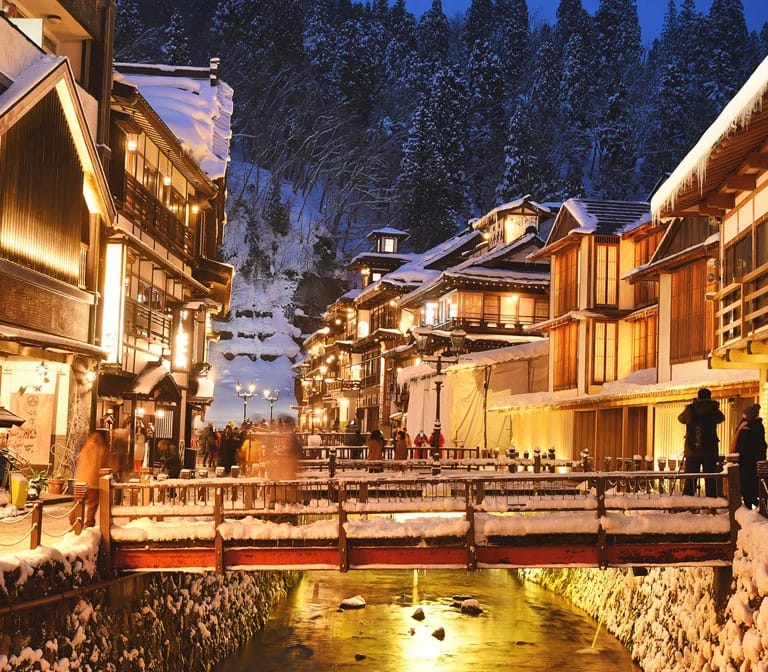 กินซัน ออนเซ็น Ginzan Onsen