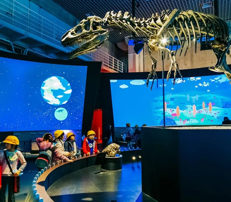 พิพิธภัณฑ์วิทยาศาสตร์แห่งชาติ (National Museum of Nature and Science):