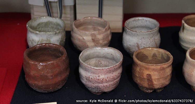 เครื่องปั้นดินเผาฮากิยากิ Hagiyaki Pottery