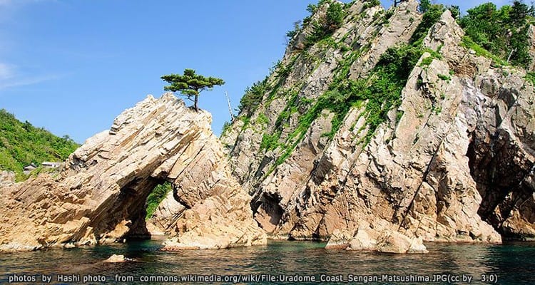 แหล่งอุทยานชายฝั่งทะเลญี่ปุ่น Uradome Coast