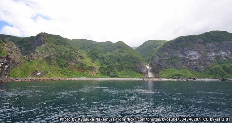 ล่องเรือชมคาบสมุทรชิเรโทโกะ Shiretoko Sightseeing Boat