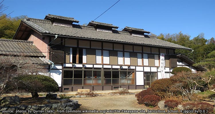 โรงปลูกหม่อนเลี้ยงไหมทาคายามะชะ Takayama-sha