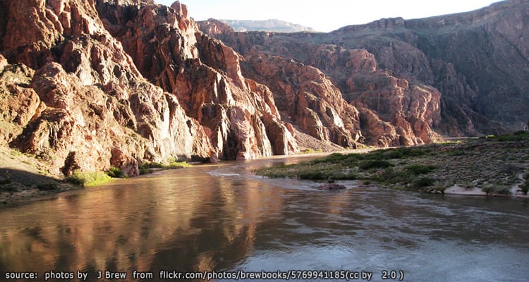 น้ำตกและสะพานแขวนเมืองชิโอบาระ Waterfalls and Suspension Bridges