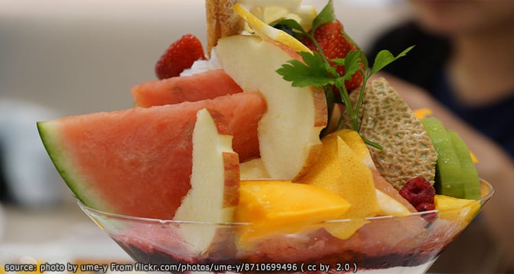 ร้านบุฟเฟ่ขนมหวานผลไม้สด TAKANO Fruit Parlour