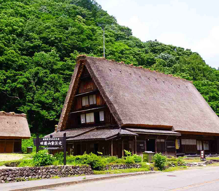 Toyama-ke House