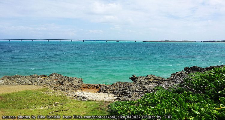 ชายหาดบนเกาะมิยาโกะ