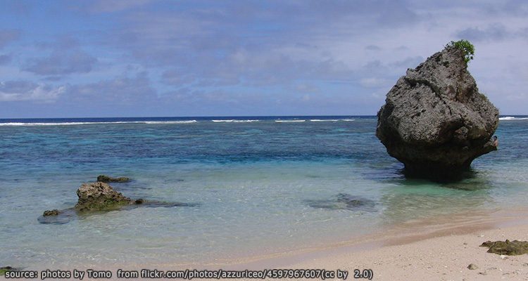 ชายหาดบนเกาะมิยาโกะ 