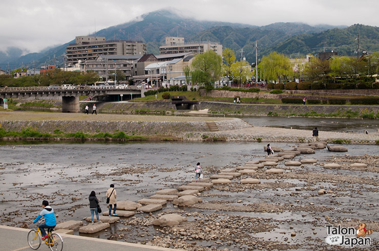 ทางเดินข้าแม่น้ำเก๋ๆของเกียวโต