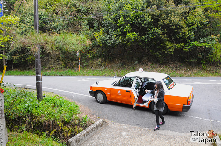 รถแท๊กซี่ที่นั่งไปวัดโอตากิ เน็นบัสสึจิ