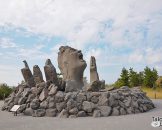 รูปปั้นหินที่จุดชมวิวอะคามิซู