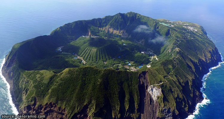 เกาะเอโอกะชิมะโตเกียว (Aogashima Island)