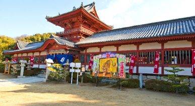 Isaniwa Shrine (Matsuyama City)