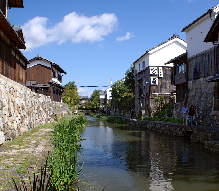 Omihachiman's Hachiman-bori Canal